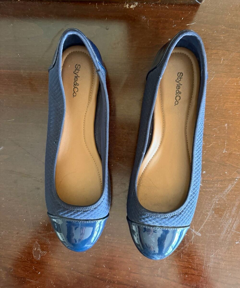 Style&co. Women's Blue Cap Toe Slip-On Ballet Flats Size 7.5 Lightweight